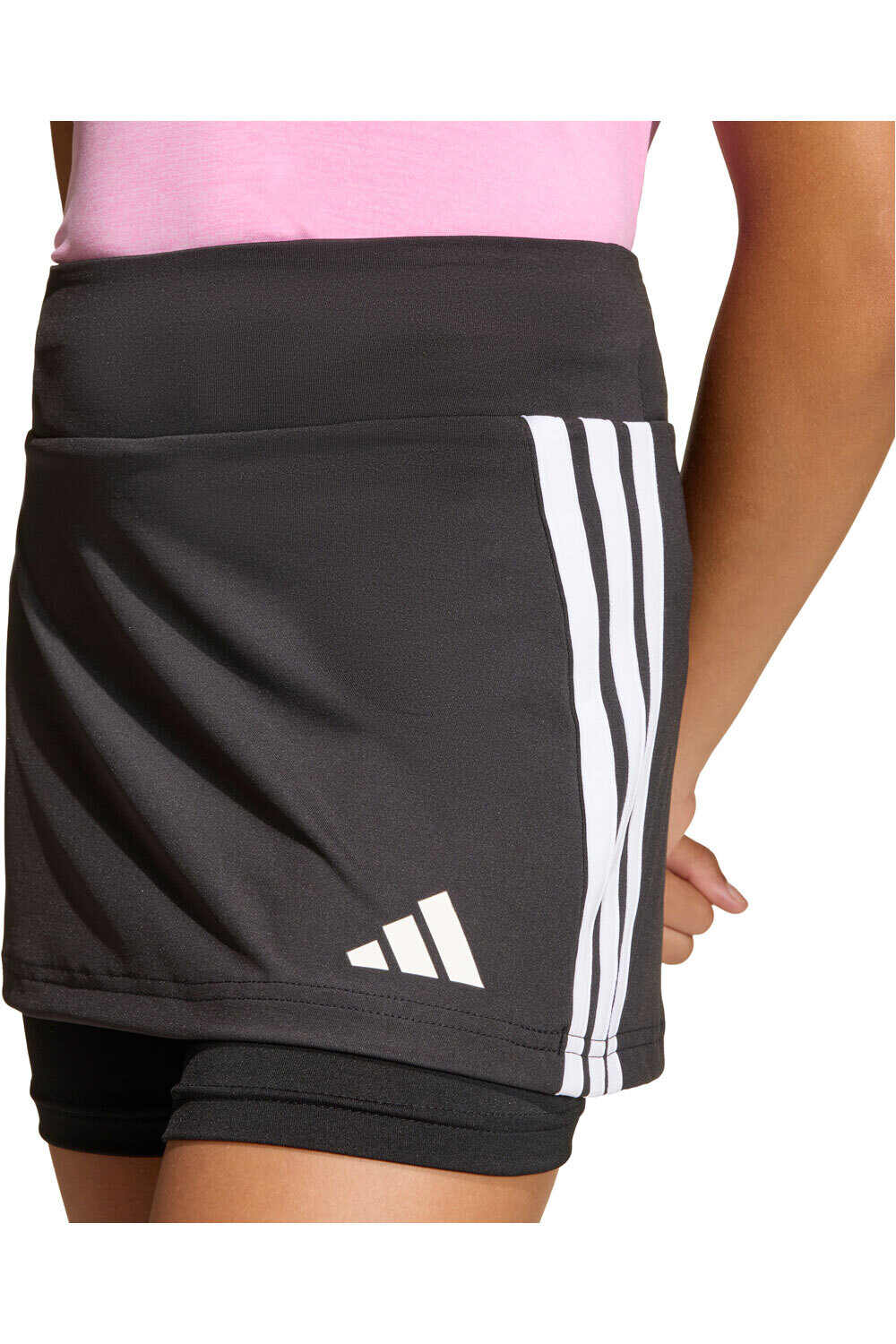 adidas faldas niña PANTALN CORTO TRAIN ESSENTIALS 3S vista detalle