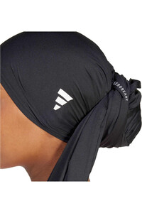 adidas gorro OWN THE RUN 3 STRIPES 05