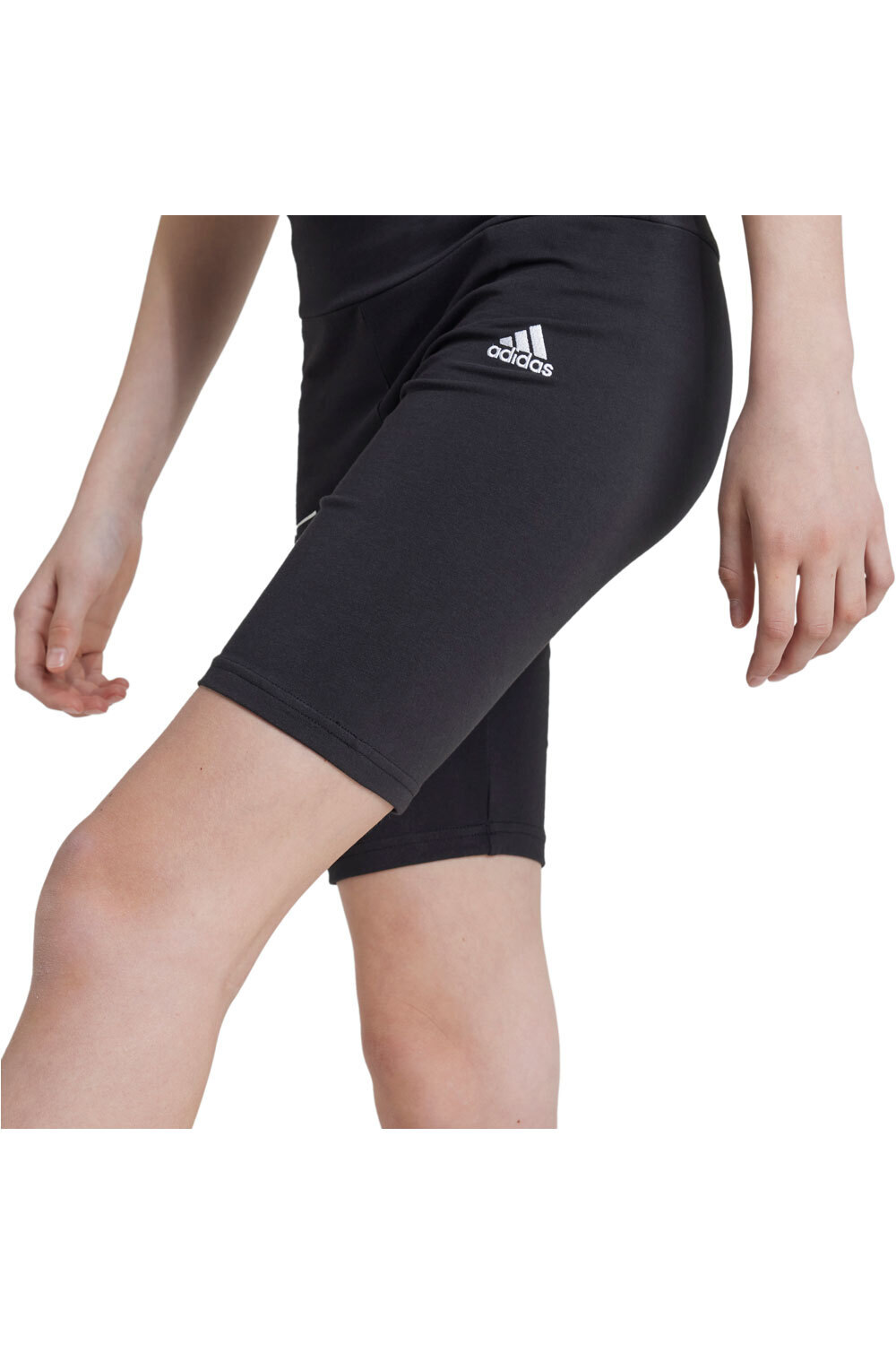 adidas malla corta niña JG  BLUV BKR vista detalle