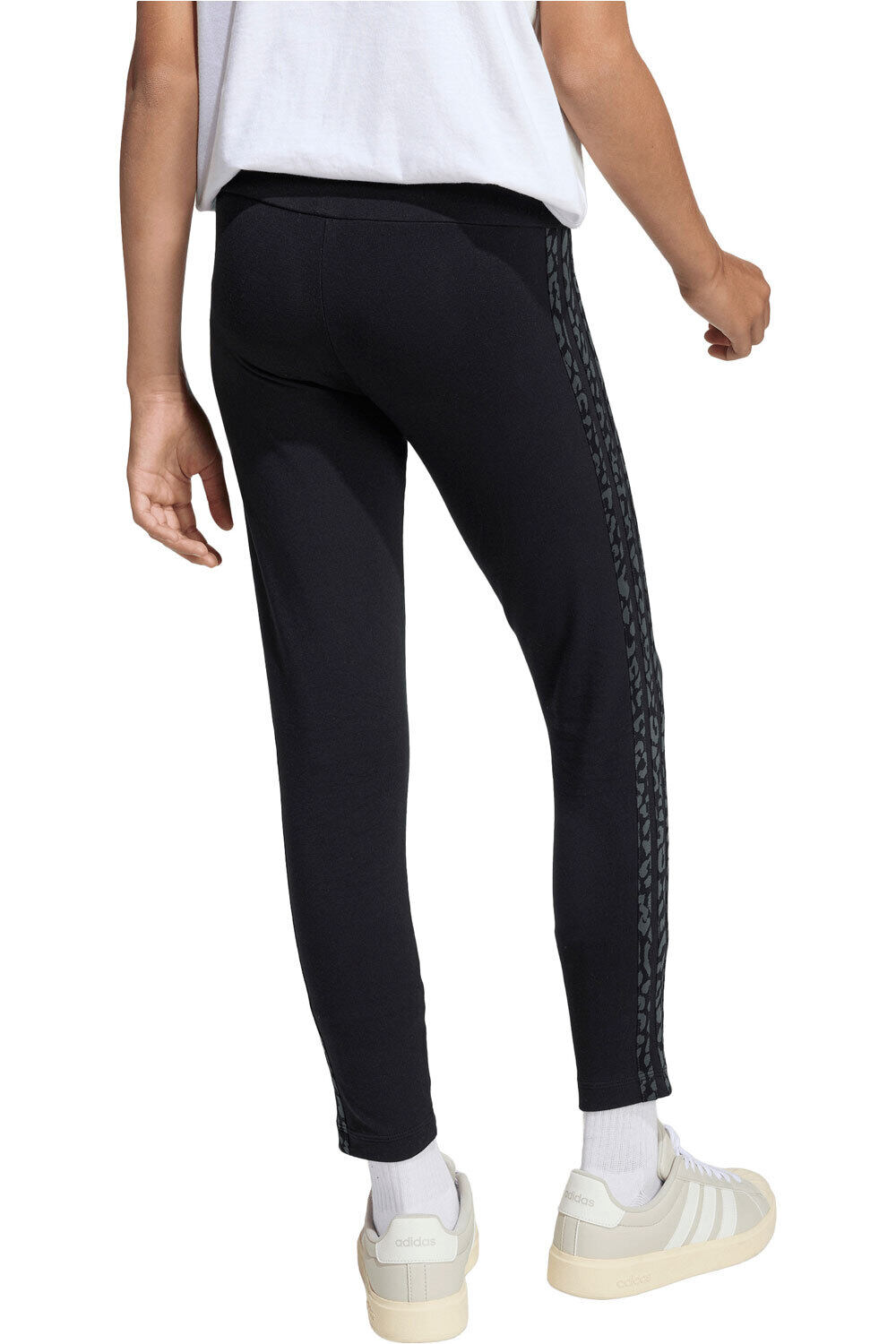 adidas malla larga junior ANIMAL SEASONALS vista trasera