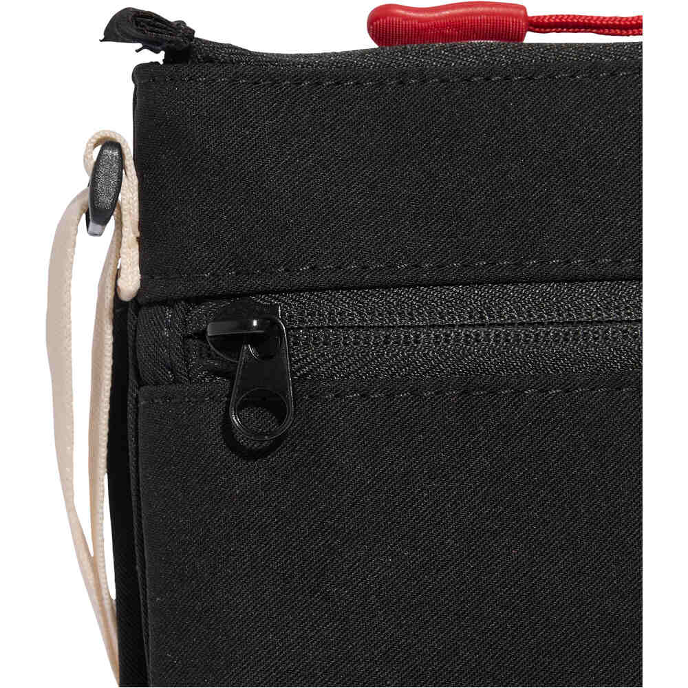 adidas mochila FC BAYERN THIRD 25/26 05