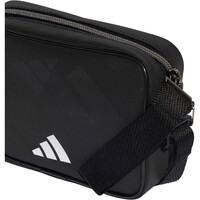 adidas mochila MONOGRAM ESSENTIALS 02
