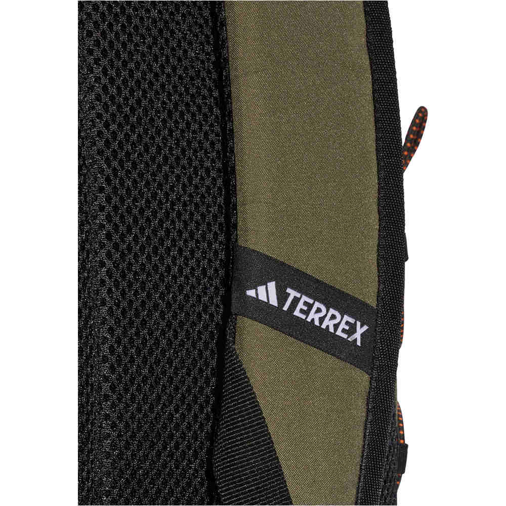 adidas mochila montaña MT ESS BP 20L 05