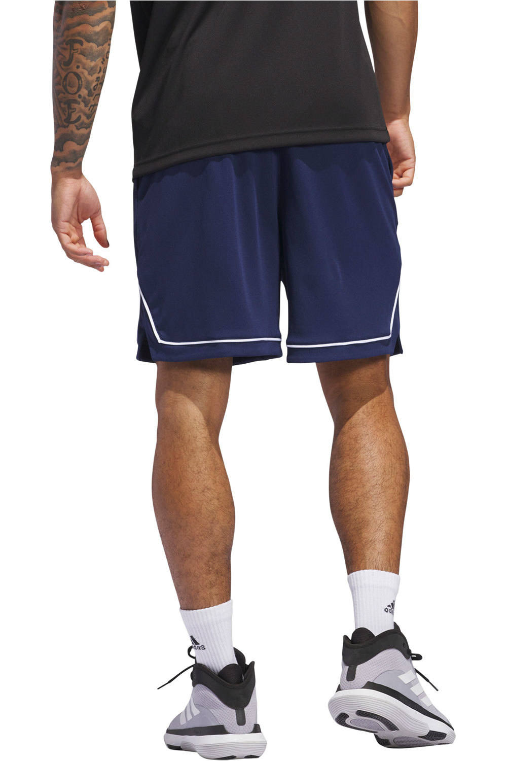 adidas pantalón baloncesto BOS SHORT vista trasera