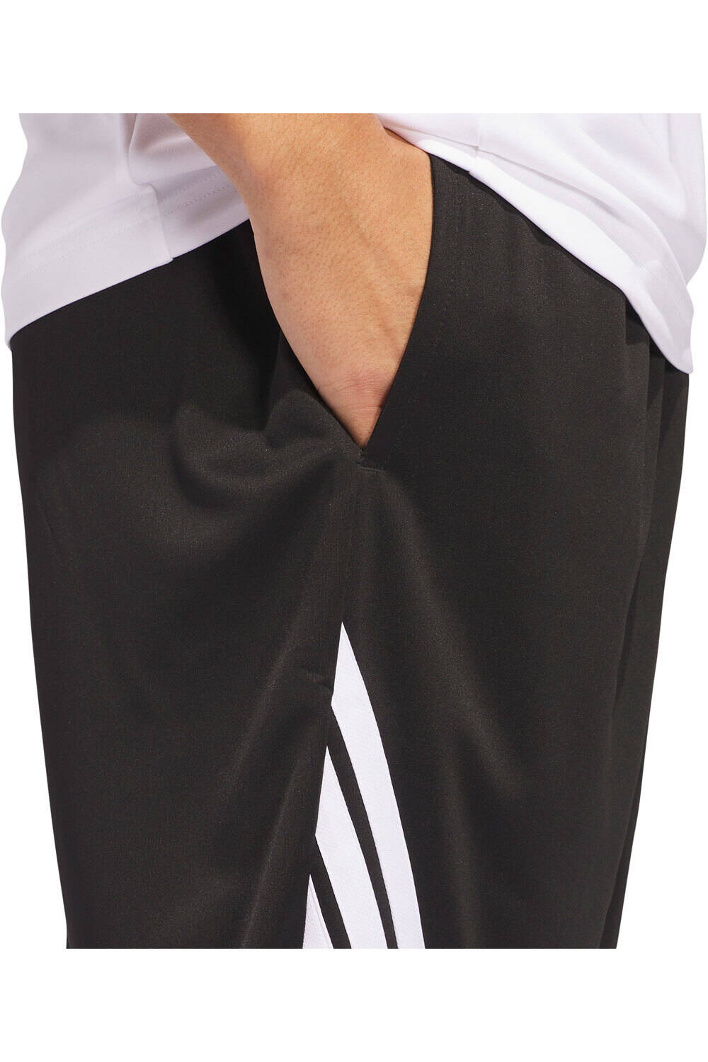 adidas pantalón baloncesto LEGENDS 3-STRIPES 03