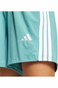 adidas pantalón corto deporte mujer PERFORMANCE 03