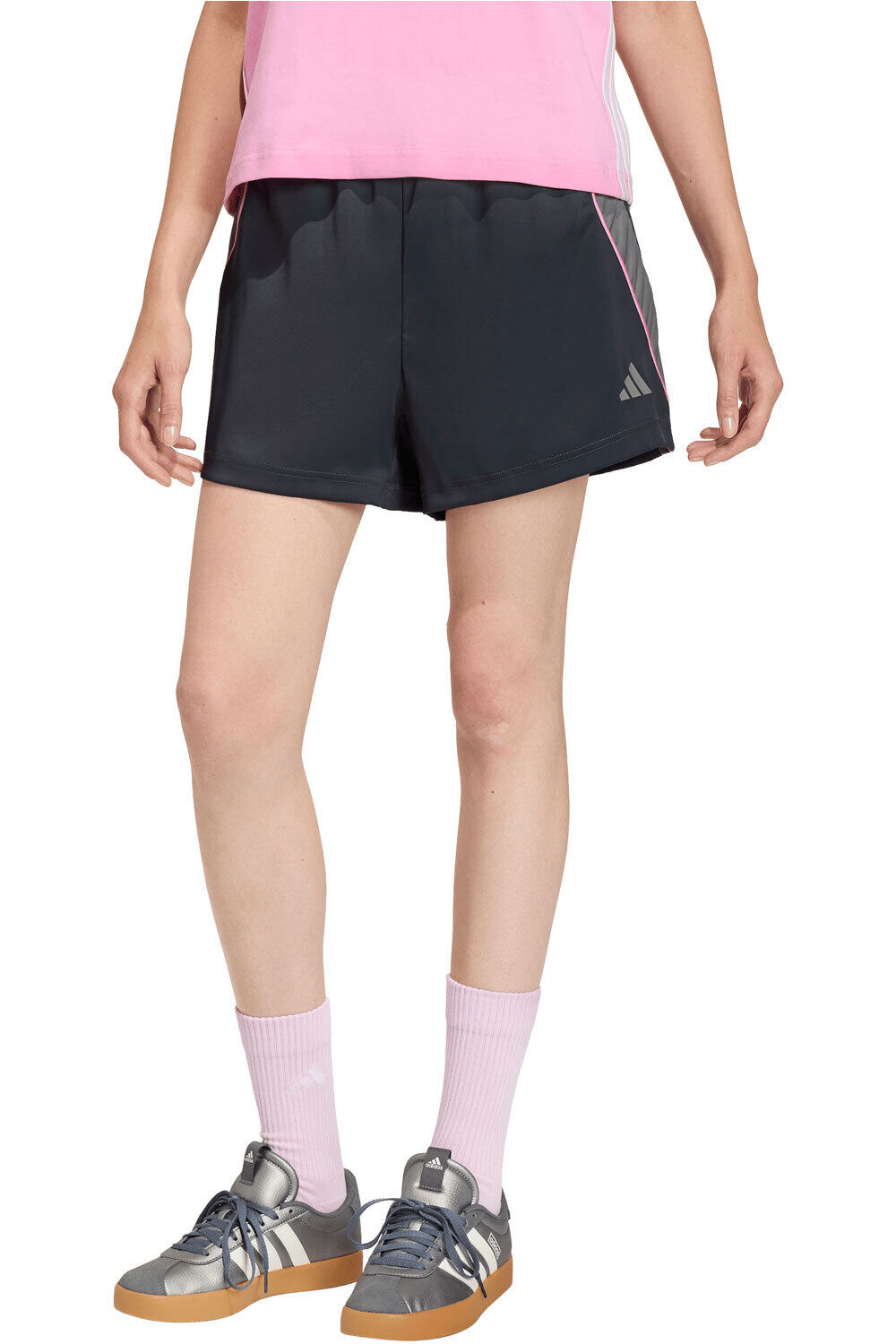 adidas pantalón corto deporte mujer STADIUM vista frontal