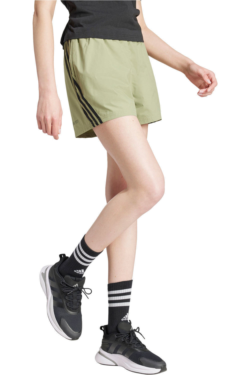 adidas pantalón corto deporte mujer W FI 3S WVN SHO vista trasera