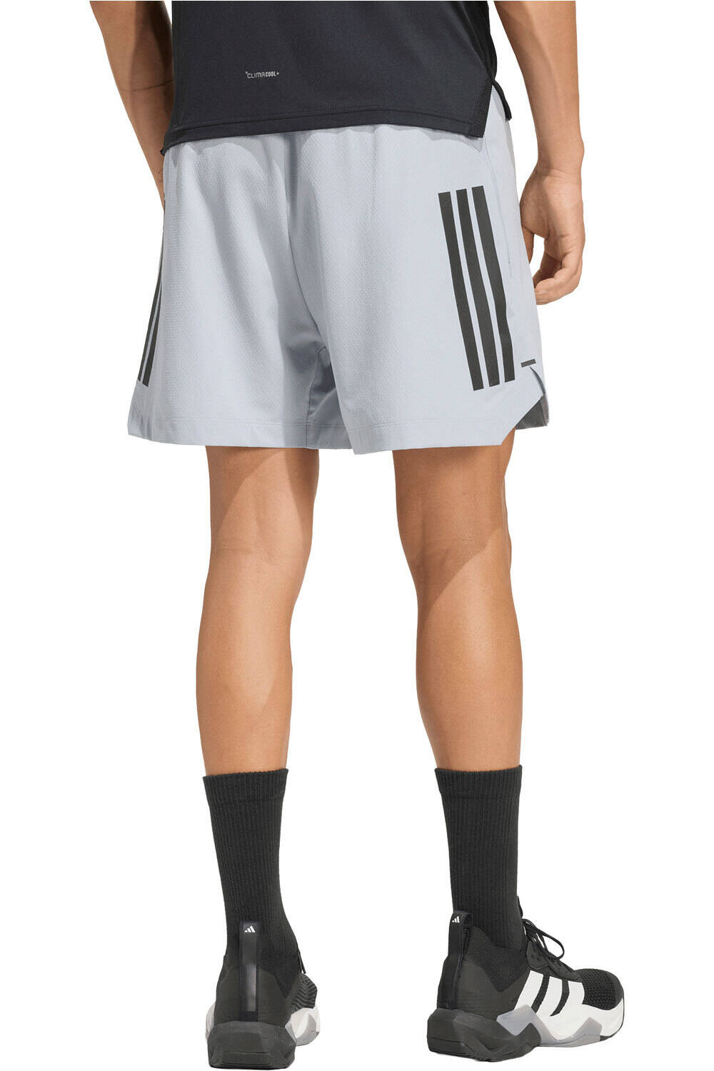 adidas pantalón corto fitness hombre D4T POWER 3 STRIPES vista trasera
