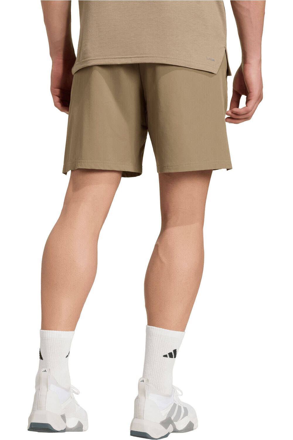 adidas pantalón corto fitness hombre D4T vista trasera