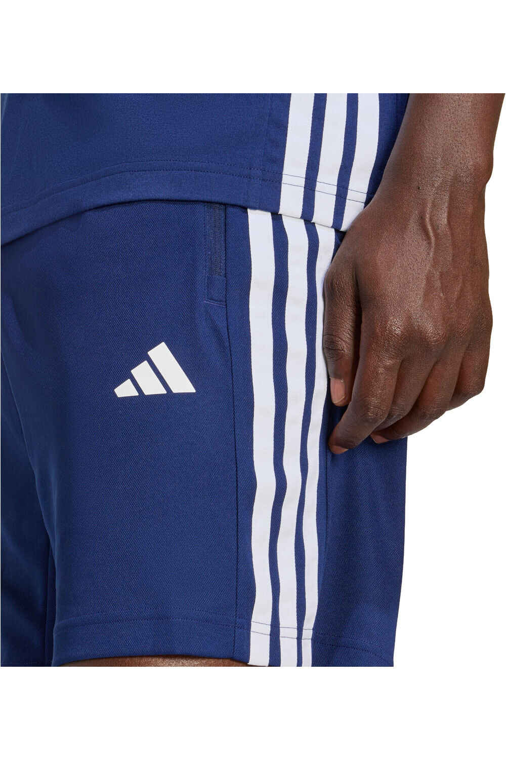 adidas pantalón corto fitness hombre ESSENTIALS 03