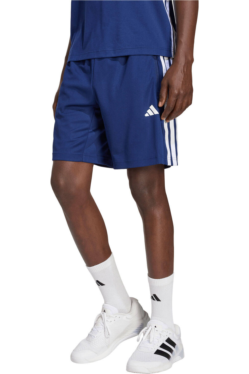 adidas pantalón corto fitness hombre ESSENTIALS vista frontal