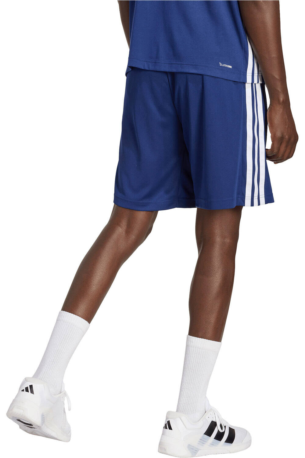 adidas pantalón corto fitness hombre ESSENTIALS vista trasera