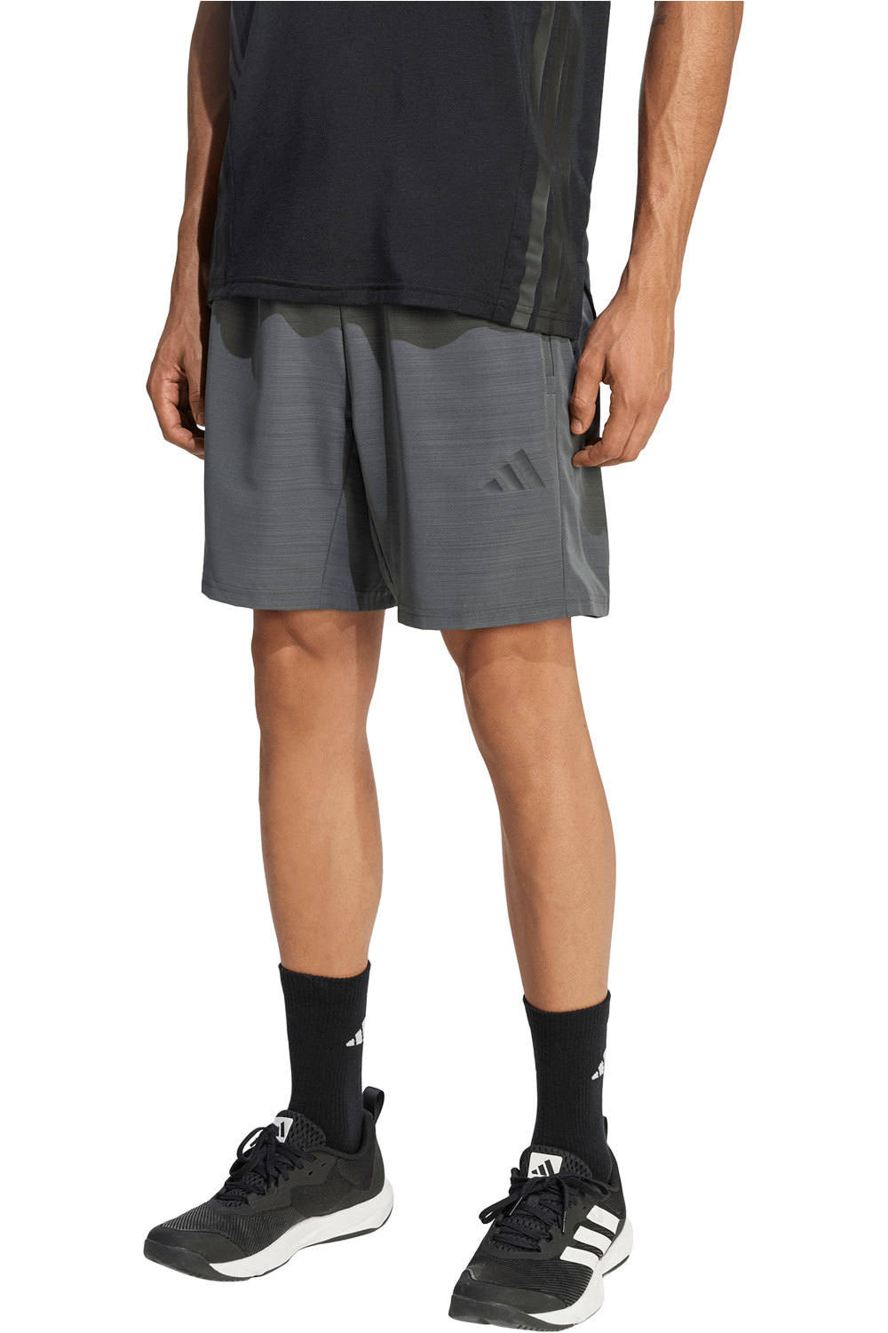 adidas pantalón corto fitness hombre JASPEADO ESSENTIALS BASE vista frontal