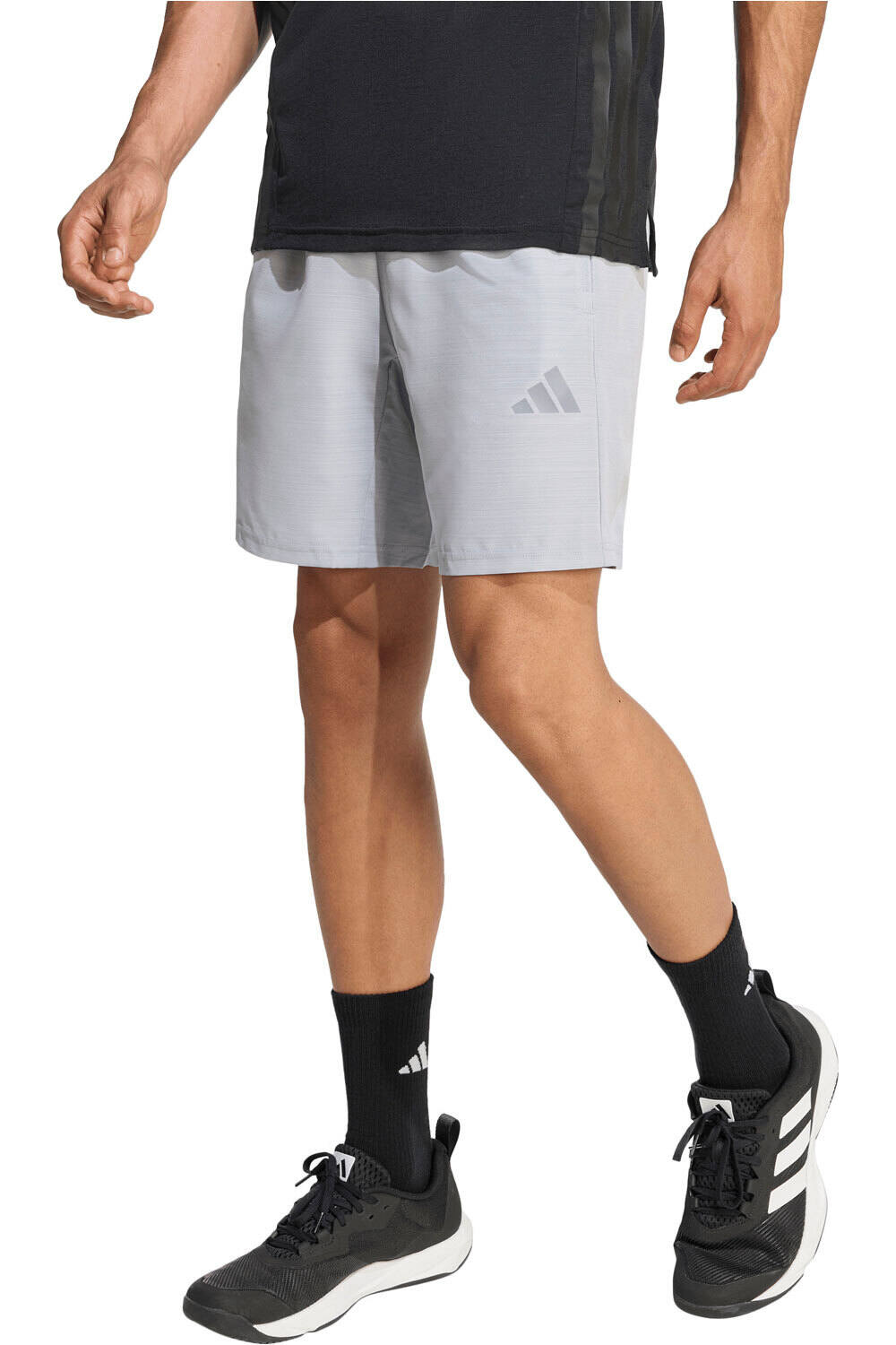 adidas pantalón corto fitness hombre JASPEADO ESSENTIALS BASE vista frontal
