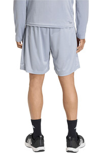 adidas pantalón corto fitness hombre LOGO GRANDE ESSENTIALS BASE vista trasera