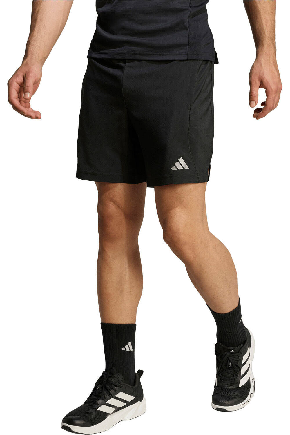 adidas pantalón corto fitness hombre TECH APPAREL CLIMACOOL vista frontal