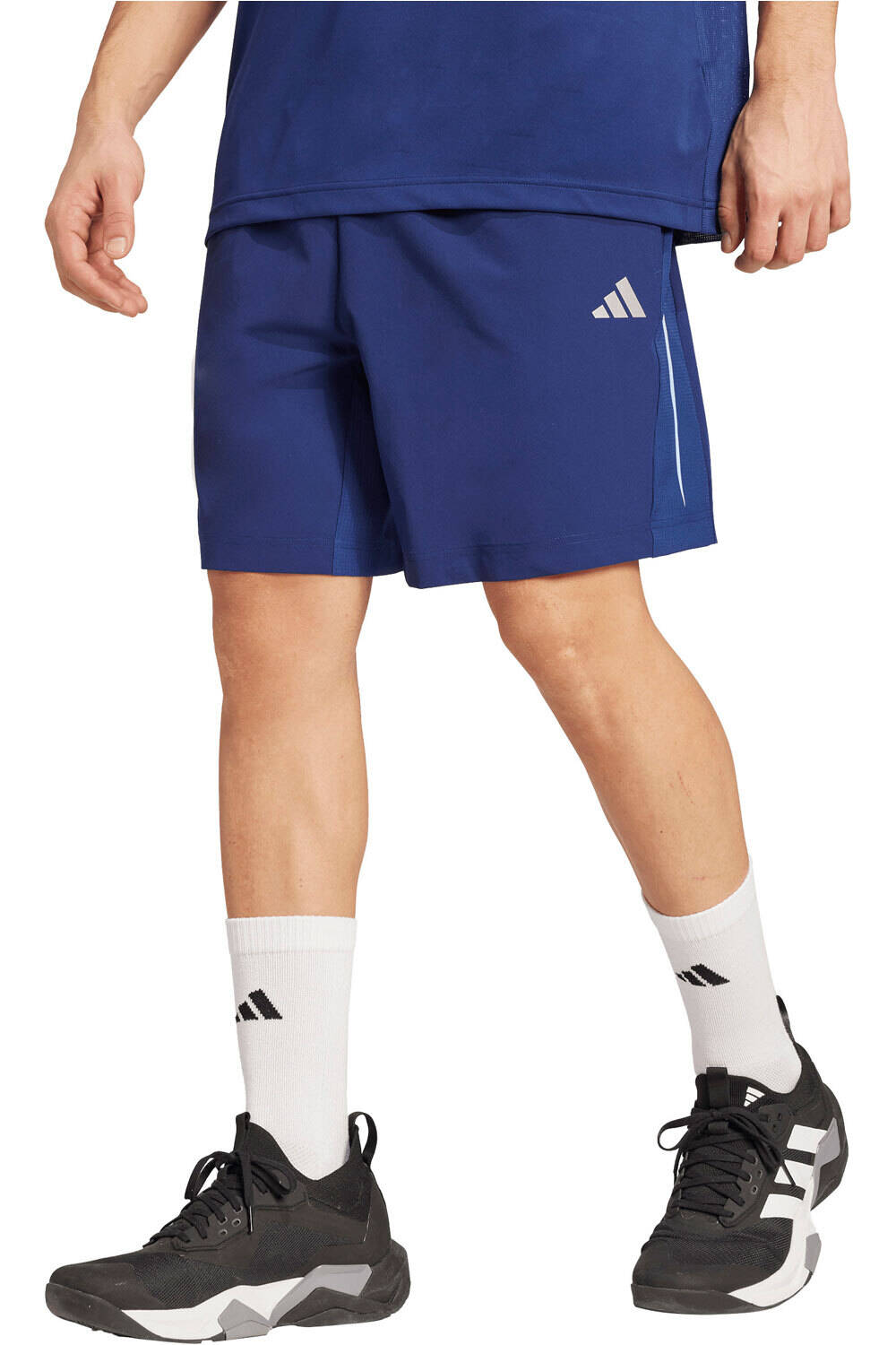 adidas pantalón corto fitness hombre TECH APPAREL vista frontal