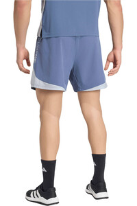 adidas pantalón corto fitness hombre TECH APPAREL vista trasera