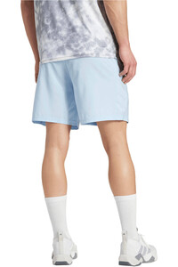 adidas pantalón corto fitness hombre TRAIN ESSENTIALS WOVEN vista trasera