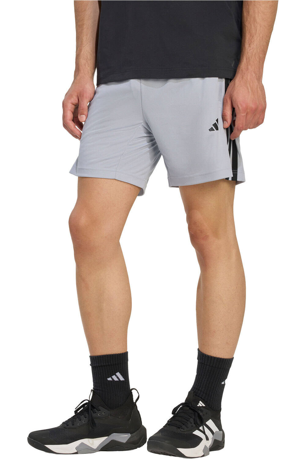 adidas pantalón corto fitness hombre WE BAS 3SPQ SH 7 vista frontal