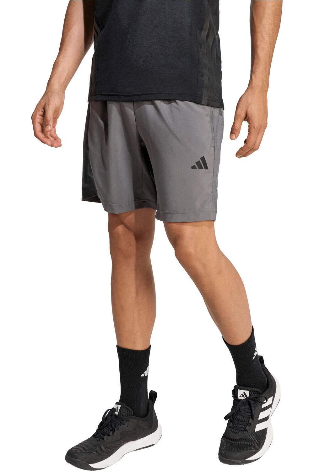 adidas pantalón corto fitness hombre WE BAS WV SHO 5 vista frontal