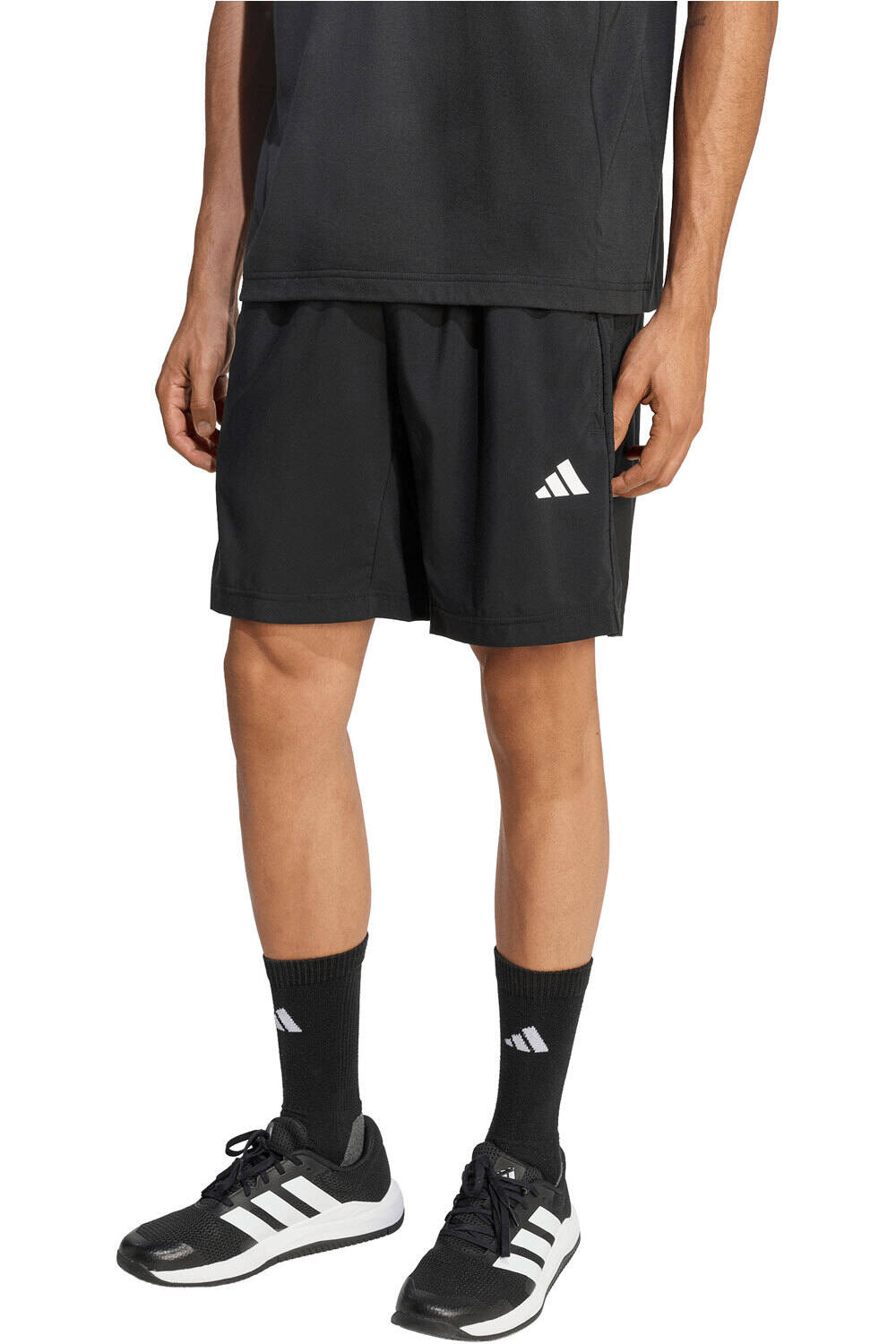 adidas pantalón corto fitness hombre WE BAS WV SHO 7 vista frontal