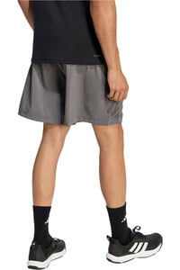 adidas pantalón corto fitness hombre WE BAS WV SHO 7 vista trasera