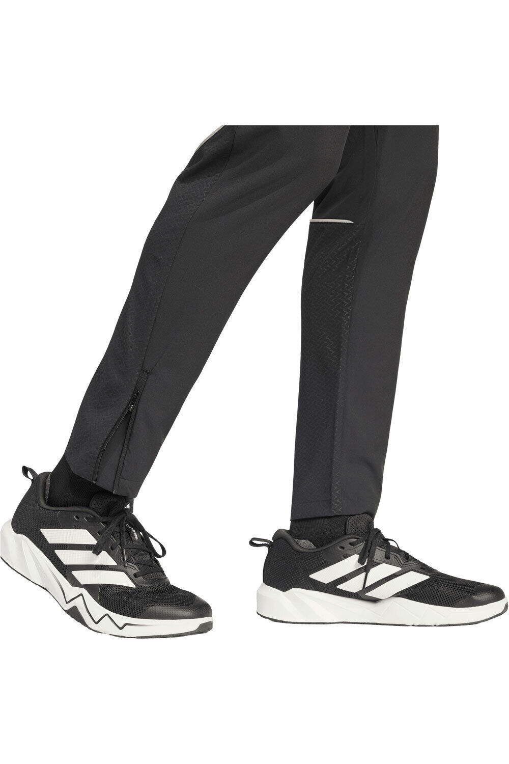 adidas pantalon fitness hombre TECH APPAREL SLIM vista detalle