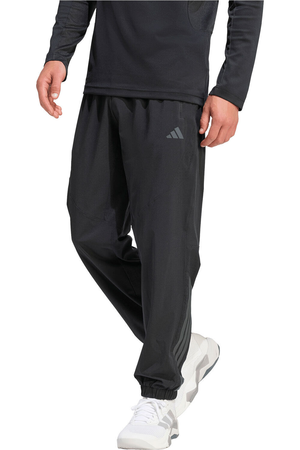adidas pantalon fitness hombre TECH ESSENTIALS vista frontal