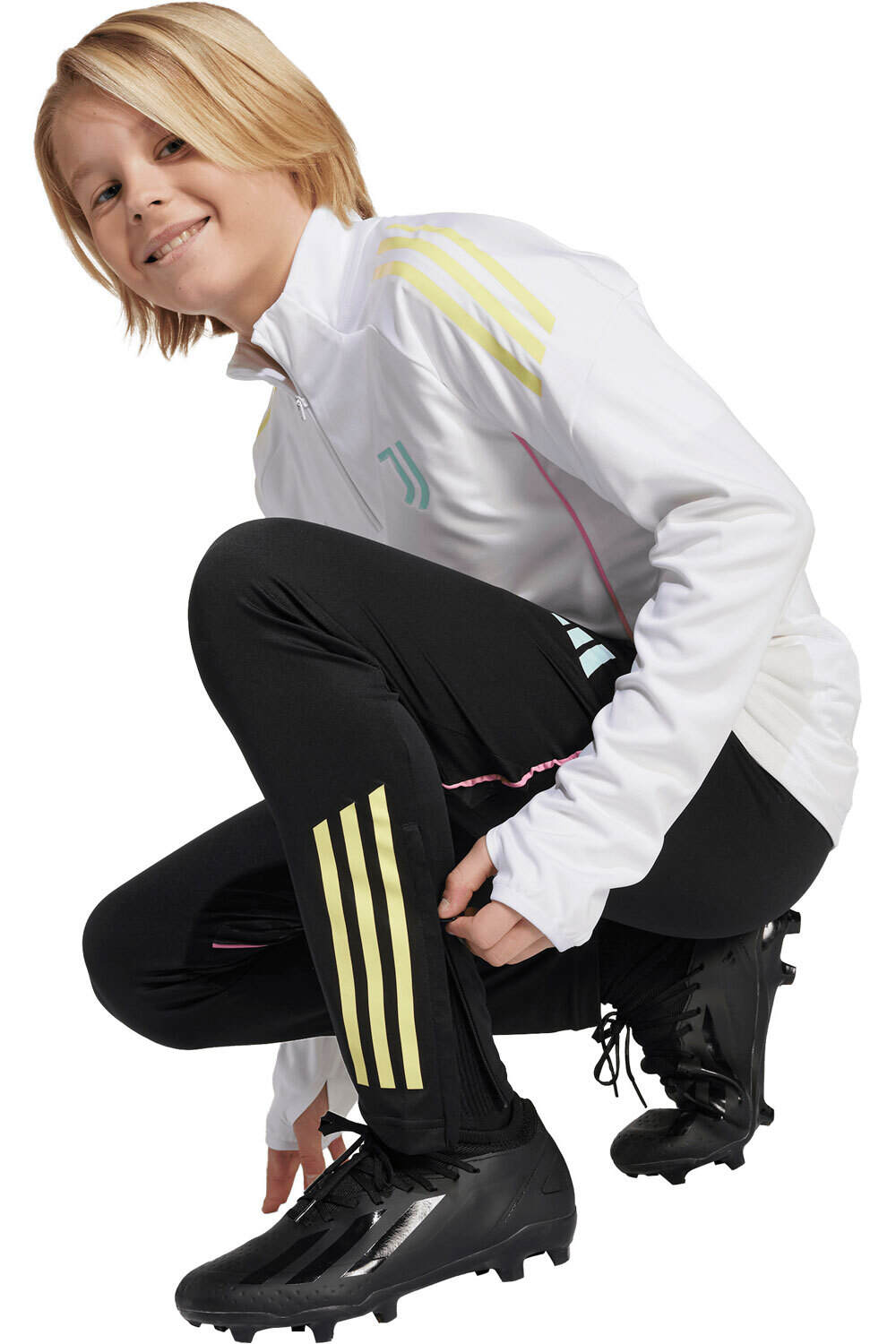 adidas pantalón futbol niño ENTRENAMIENTO JUVENTUS TIRO 25 COMPET vista detalle