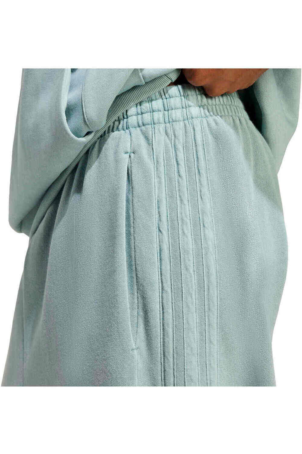 adidas pantalón hombre ALL SZN FRENCH TERRY WASHED LOOSE vista detalle