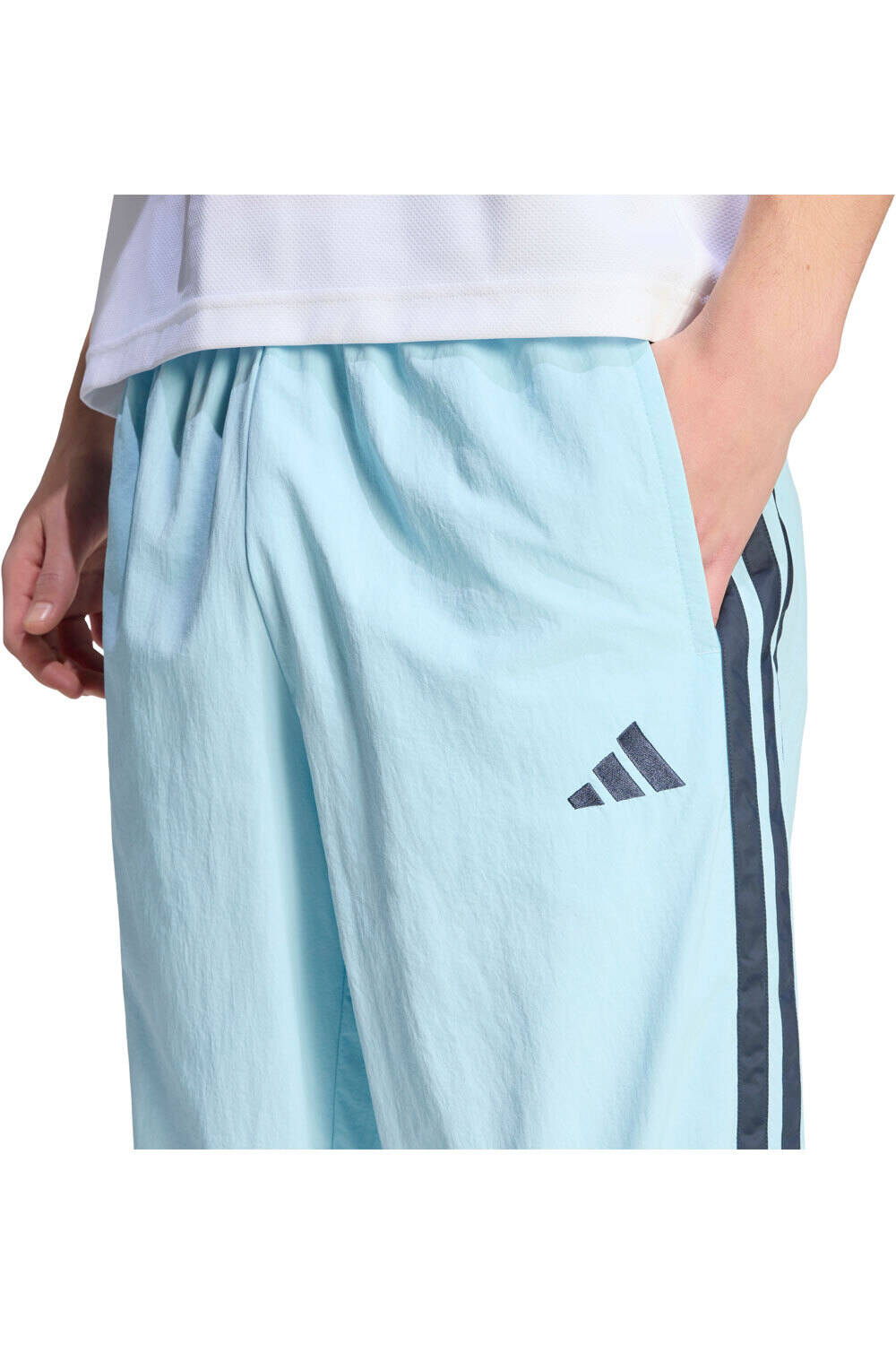 adidas pantalón hombre ESSENTIALS 3 RAYAS BAJO ABIERTO vista detalle