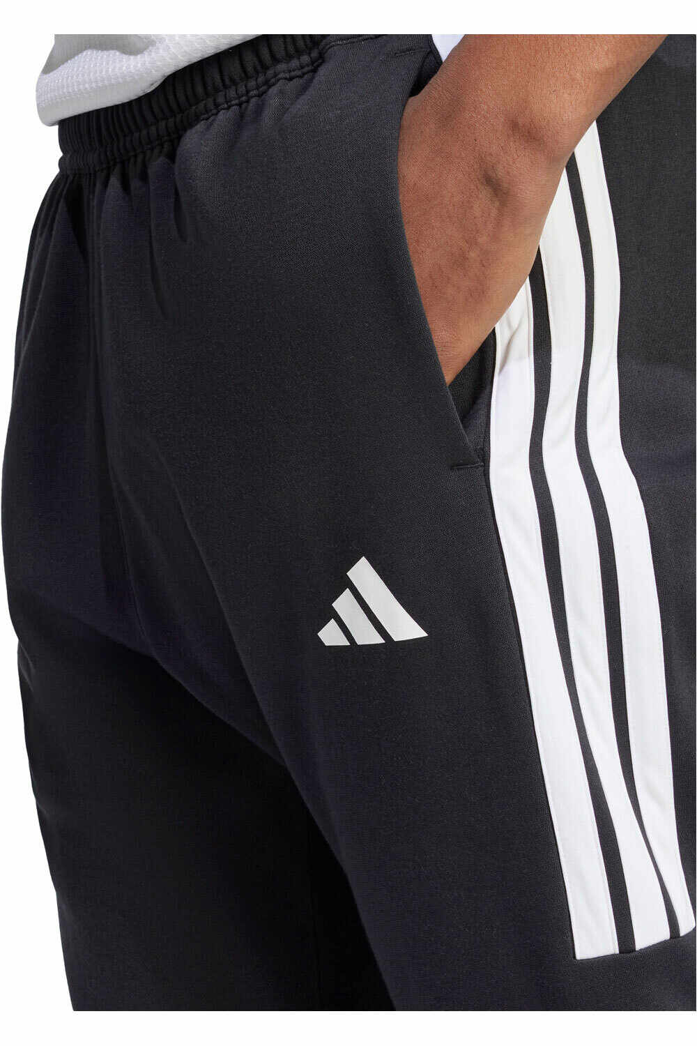 adidas pantalón hombre HOUSE OF TIRO 04