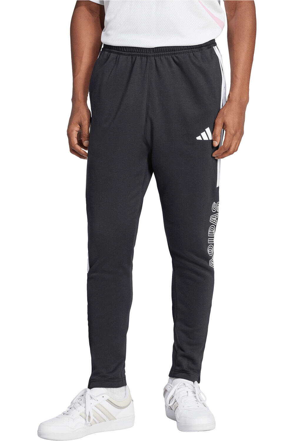 adidas pantalón hombre HOUSE OF TIRO vista frontal