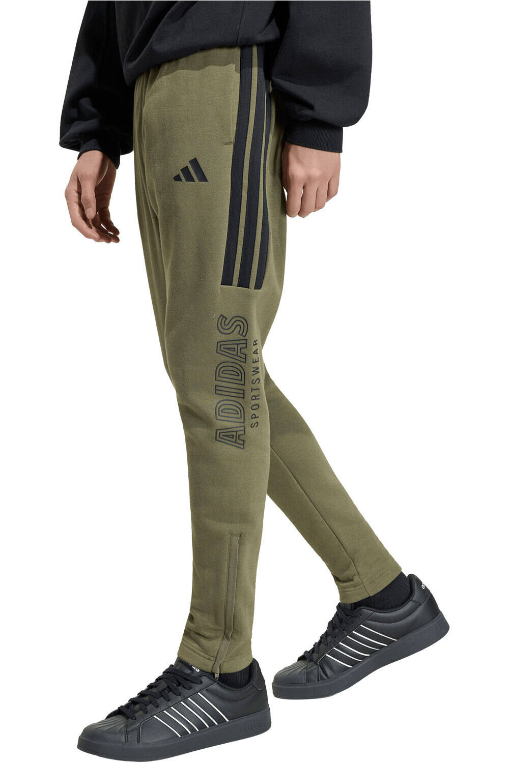 adidas pantalón hombre HOUSE OF TIRO vista frontal