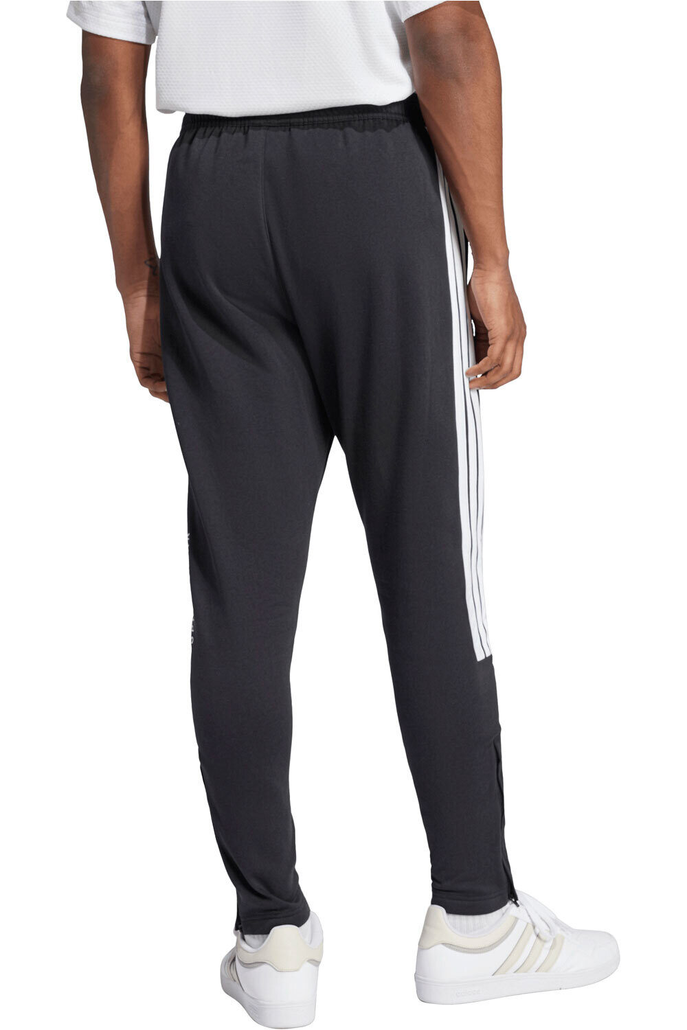 adidas pantalón hombre HOUSE OF TIRO vista trasera