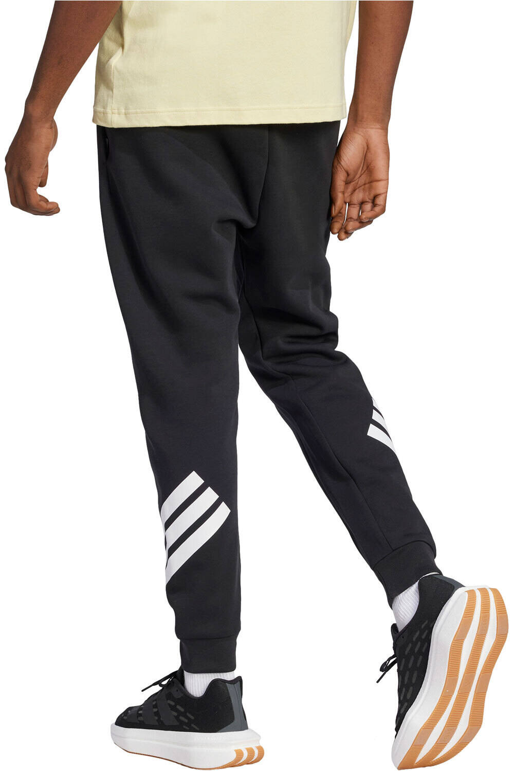adidas pantalón hombre M FI 3S PT vista trasera