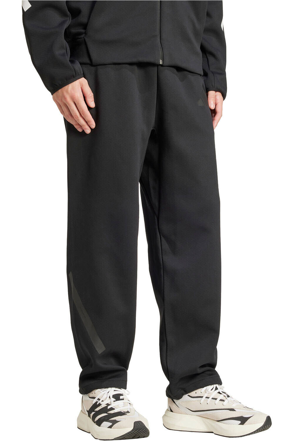 adidas pantalón hombre M Z.N.E. OHPT vista detalle