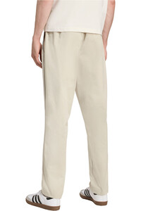 adidas pantalón hombre MERCEDES F1 SUMMER PACK vista trasera