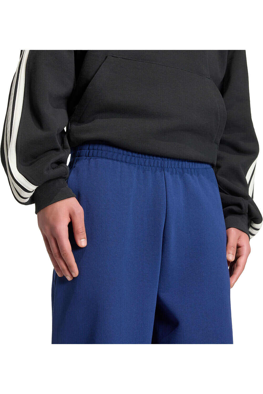 adidas pantalón hombre PANTALN ADIDAS KIT SMALL LOGO WIDE vista detalle