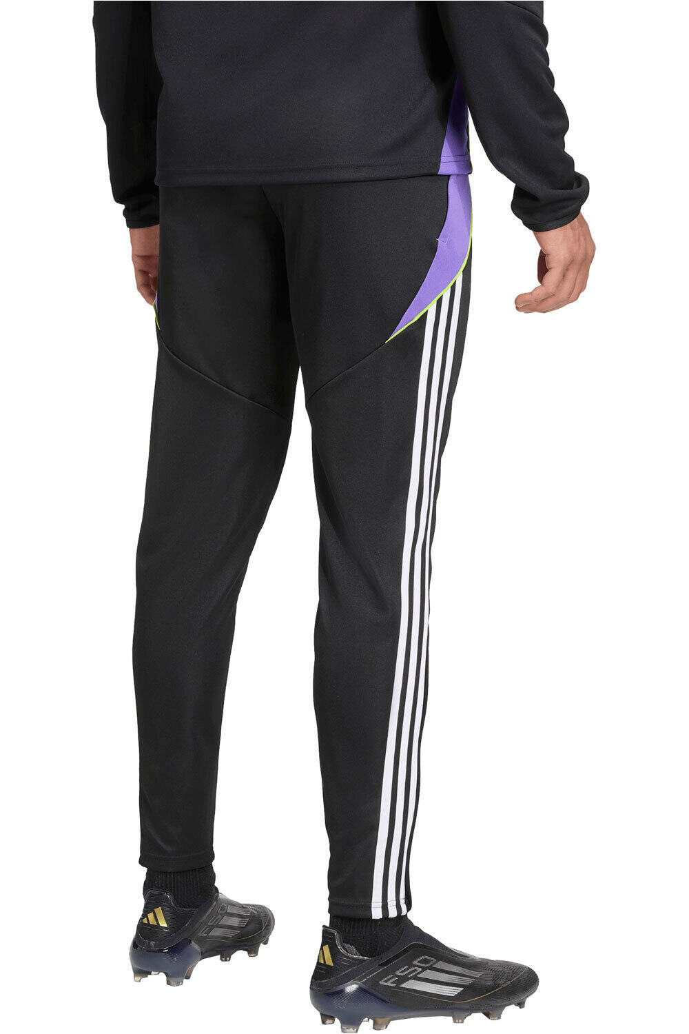 adidas pantalón hombre TIRO 24 vista trasera