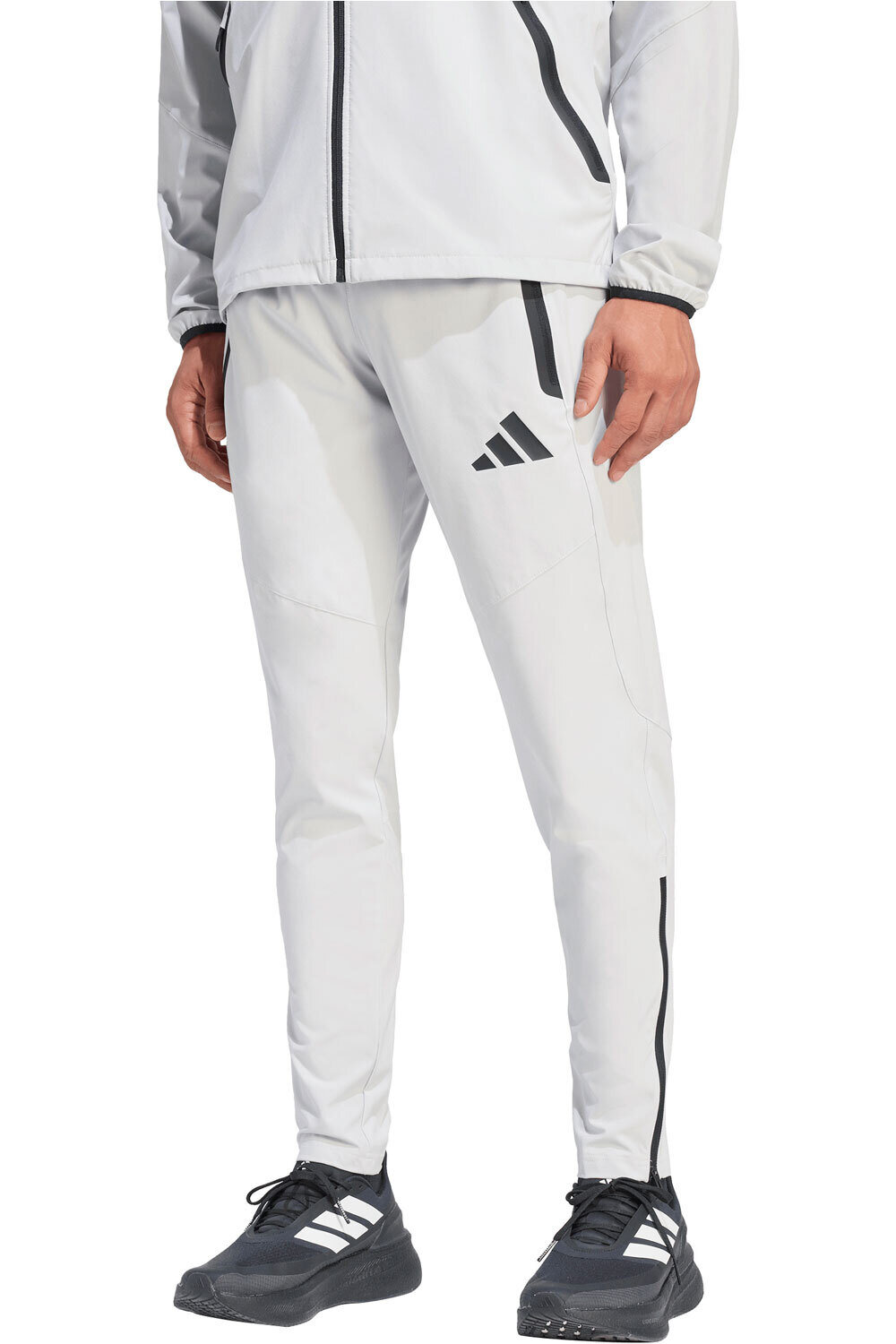 adidas pantalón hombre TIRO TRAVEL vista frontal