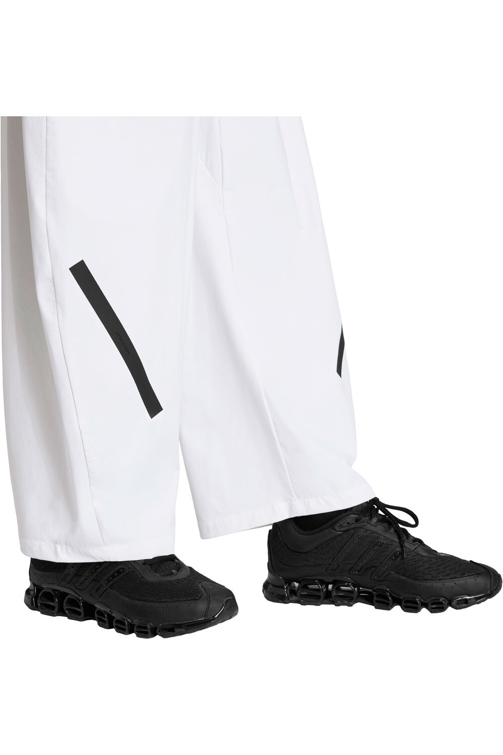 adidas pantalón hombre Z.N.E. 03