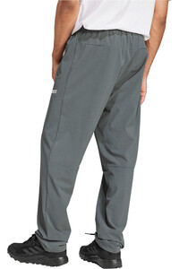 adidas pantalón montaña hombre Multi Essentials Stretch vista trasera