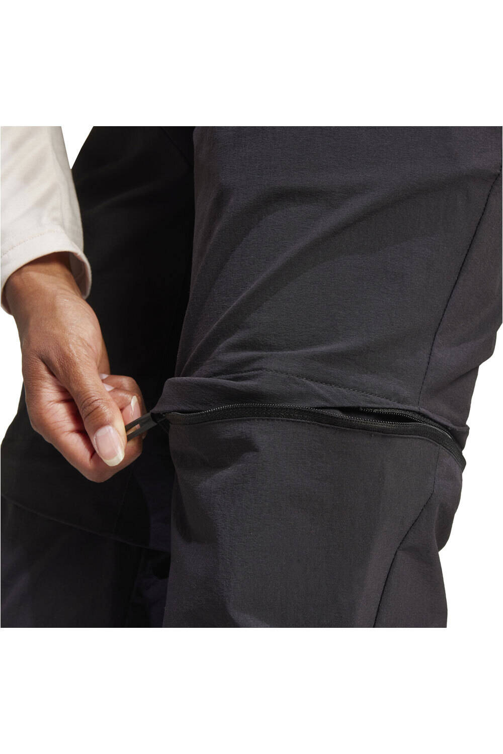 adidas pantalón montaña mujer W MT ZIP OFF P 04