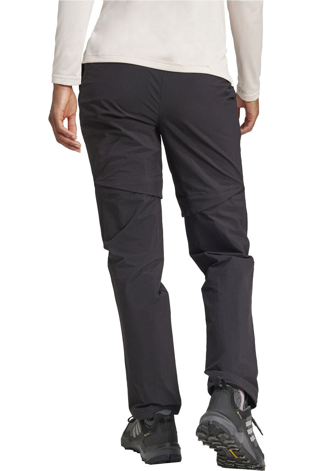 adidas pantalón montaña mujer W MT ZIP OFF P vista trasera