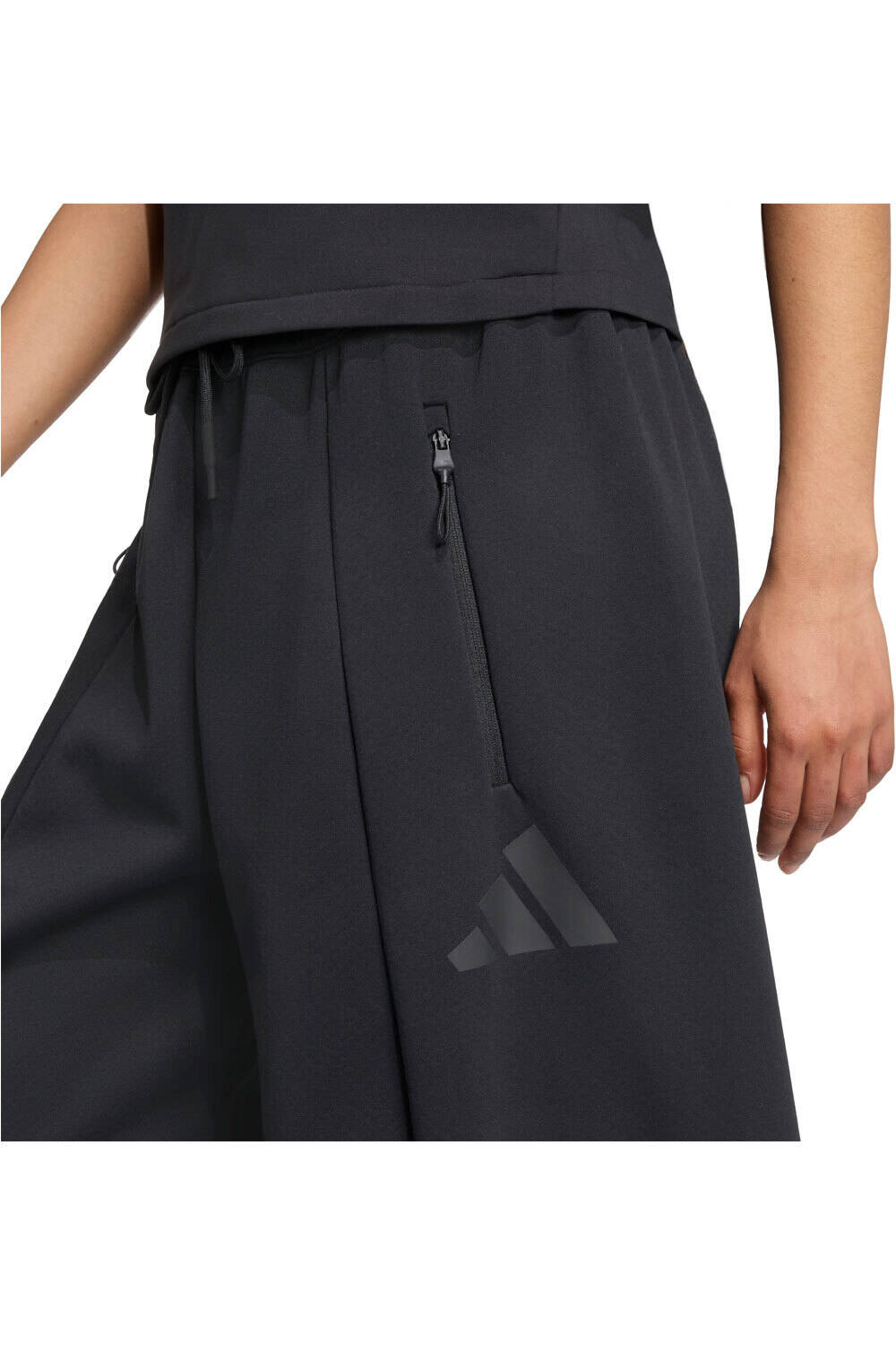 adidas pantalón mujer ADIDAS Z.N.E. vista detalle