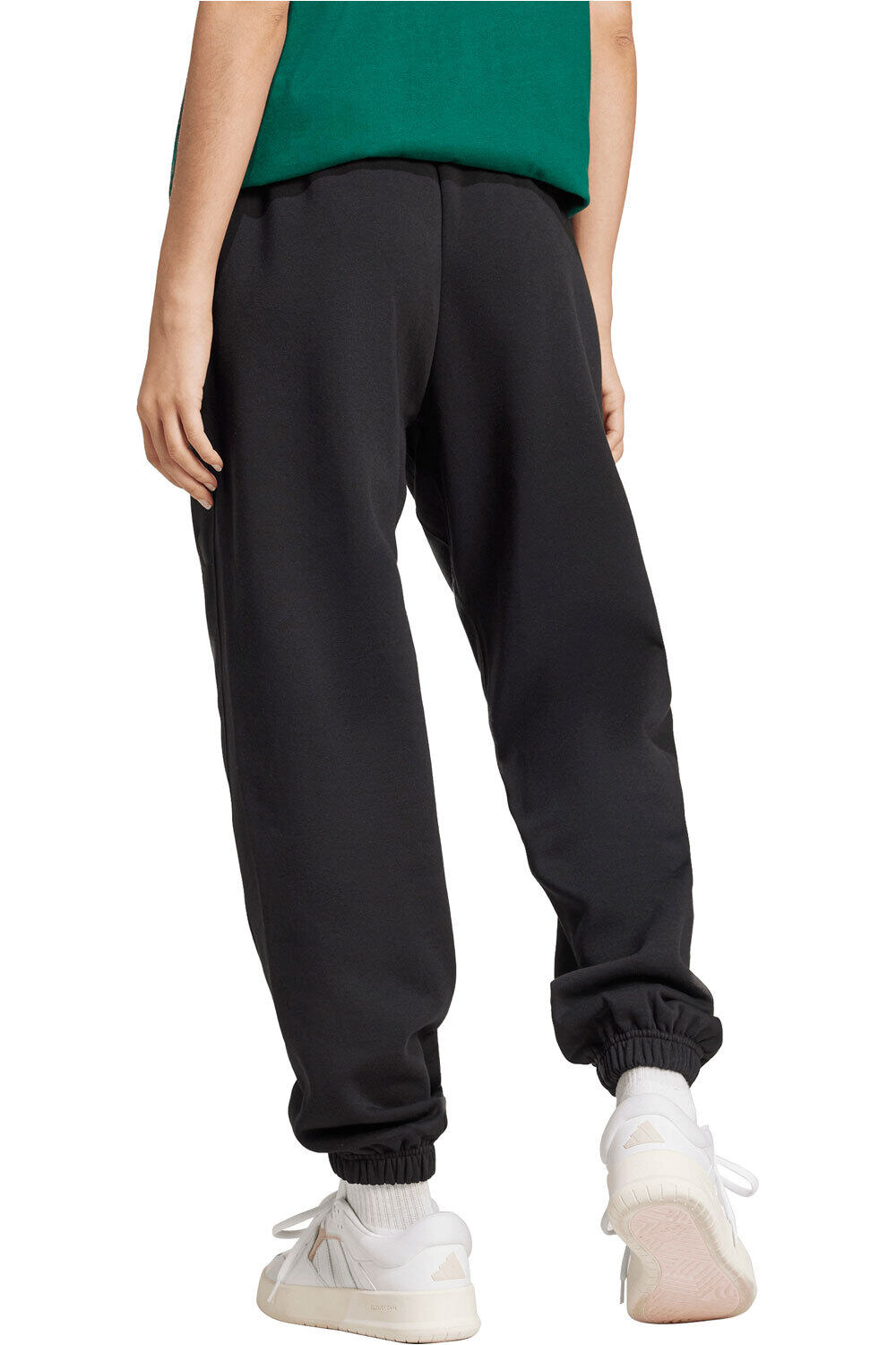 adidas pantalón mujer ALL SZN FLEECE LOOSE vista trasera