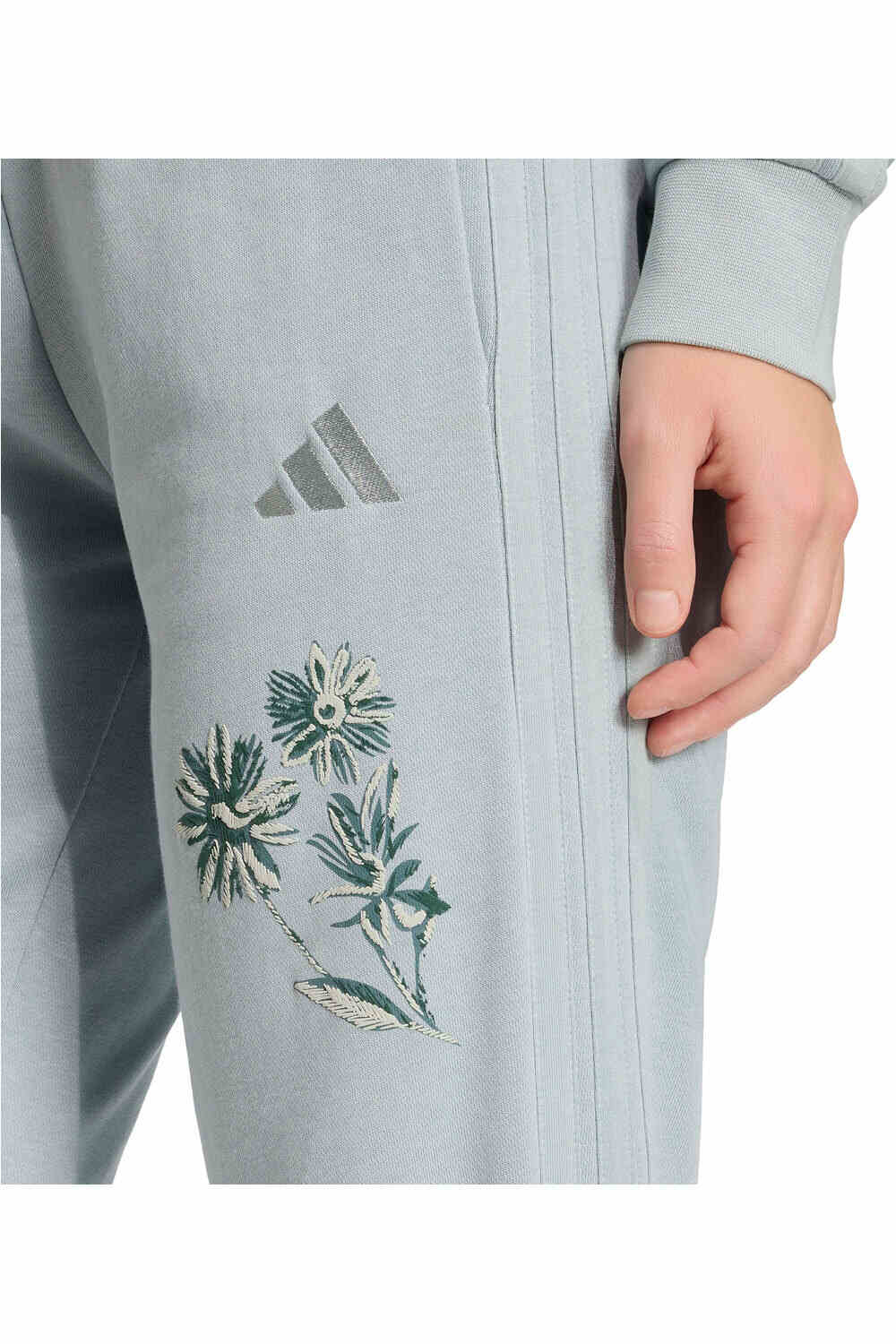 adidas pantalón mujer ESSENTIALS 3 STRIPES vista detalle
